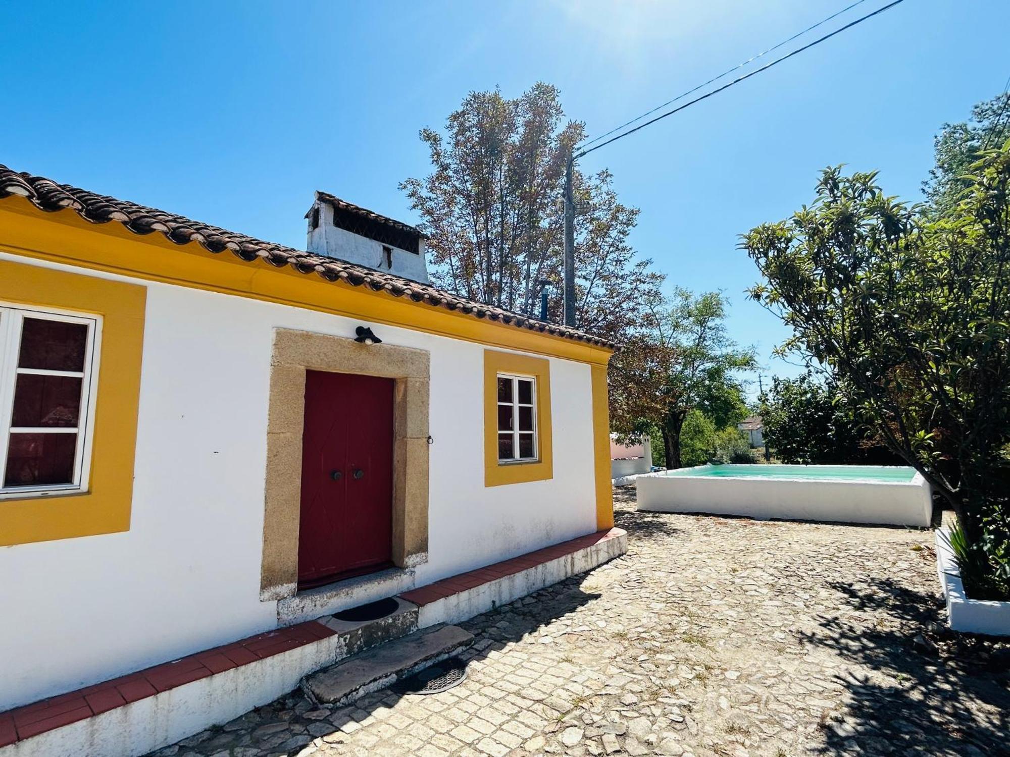 בית הארחה קאסטלו דה וידה 	Casa Do Martinho מראה חיצוני תמונה